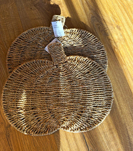 Home store woven round - store,